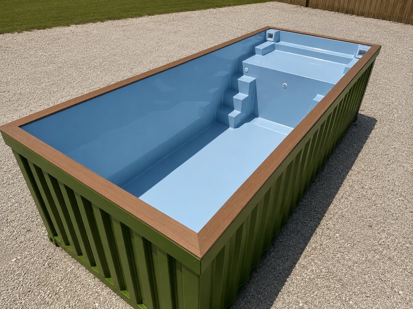 Olive container pool with molded steps